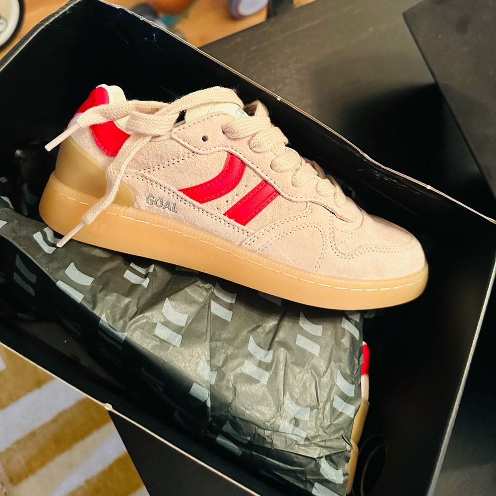 Women’s Sneakers - Blush Pink